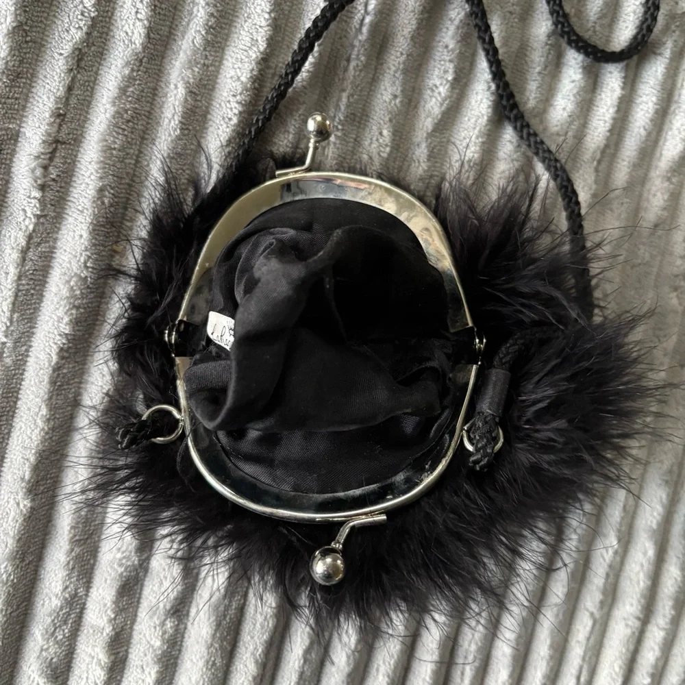 La Regale Ltd Black Feather Furry Evening Bag - Vintage Formal Clutch Purse - Picture 4 of 6